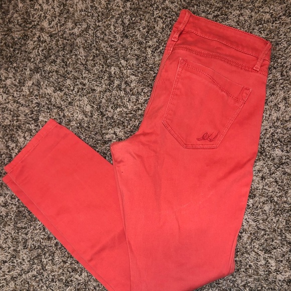 Express Pants - Picture 2 of 3